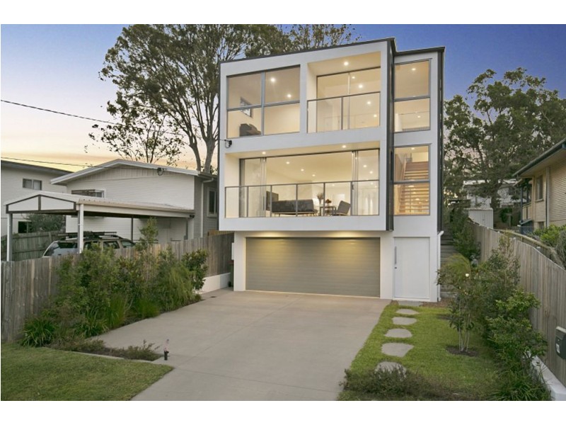 48 Bates Drive, Birkdale QLD 4159