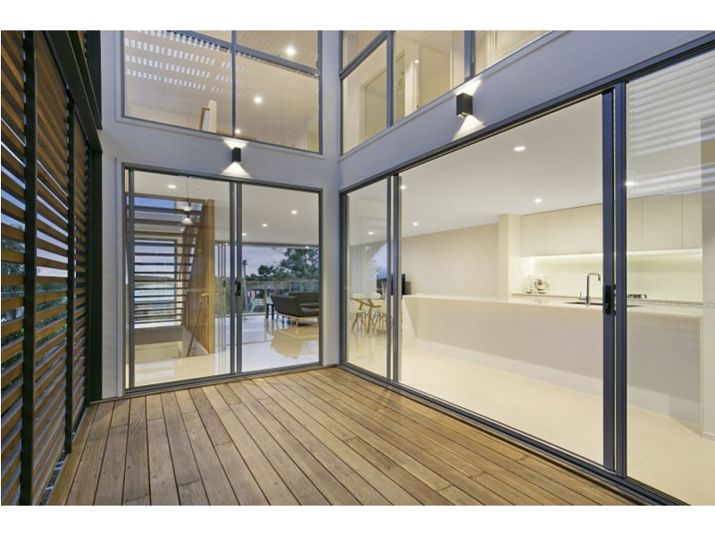 48 Bates Drive, Birkdale QLD 4159