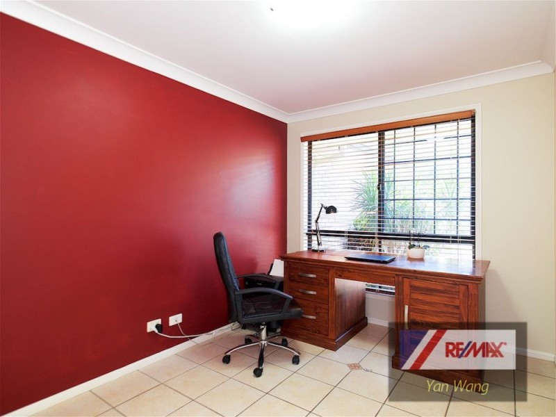 8 The Heights, Underwood QLD 4119