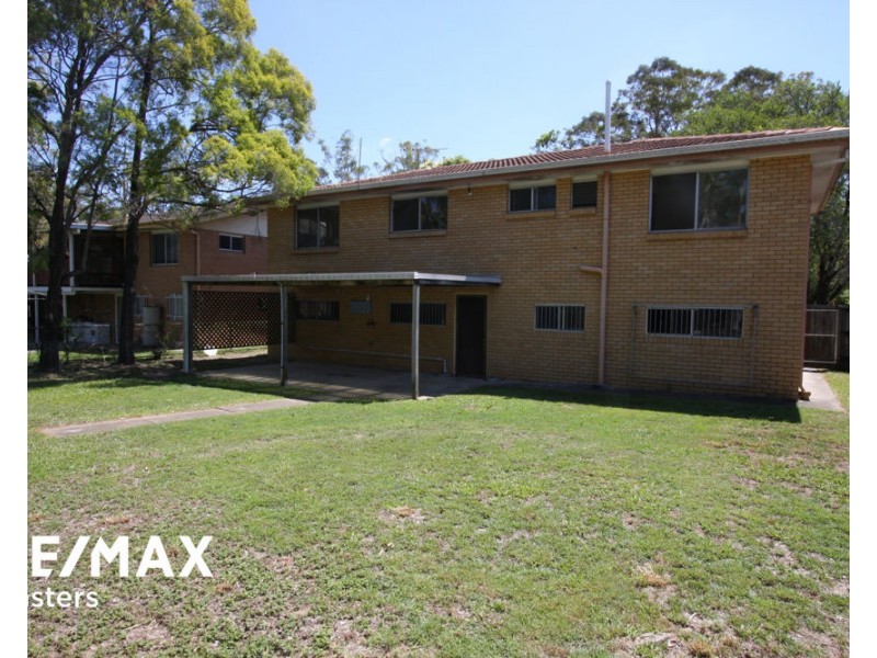 8 Turnmill Street, Macgregor QLD 4109