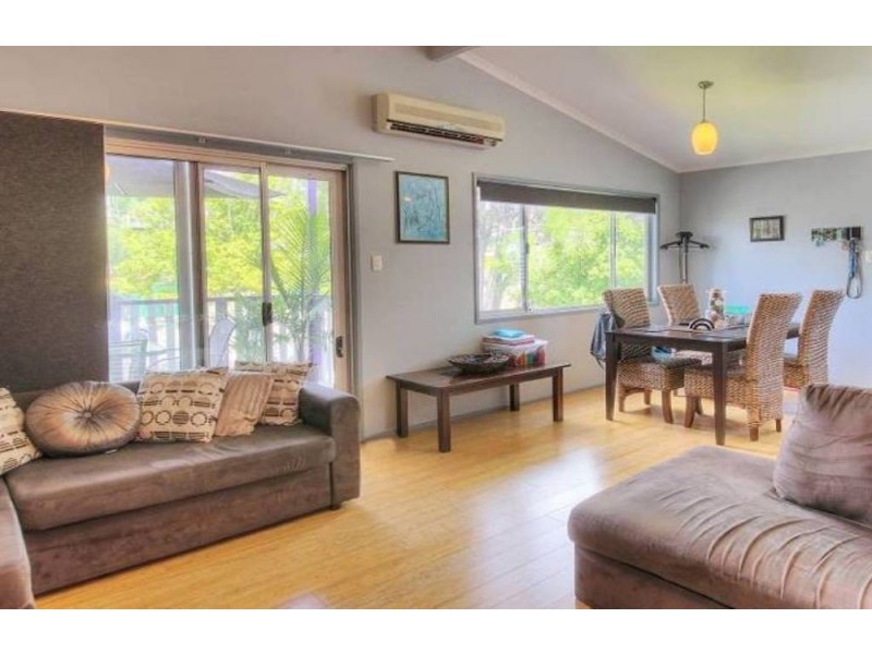 13 Longden Street, Coopers Plains QLD 4108