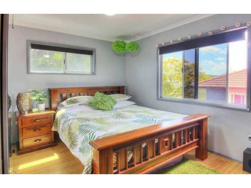 13 Longden Street, Coopers Plains QLD 4108