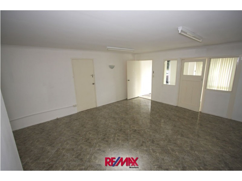 75 Padstow Road, Eight Mile Plains QLD 4113