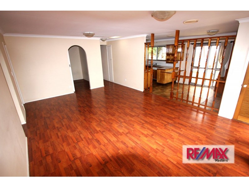 30 Chadford Street, Macgregor QLD 4109