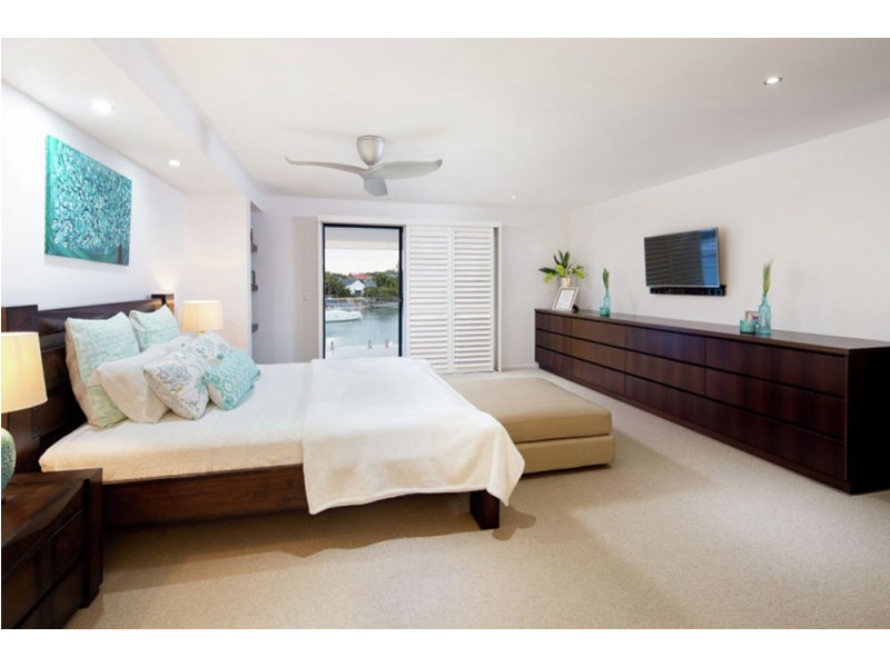 16 Marram Crt, Raby Bay QLD 4163