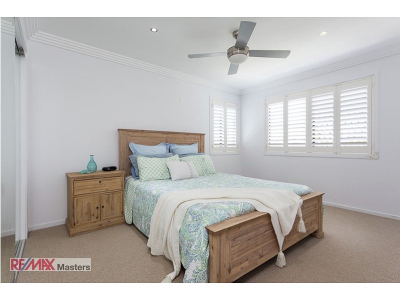 16 Marram Crt, Raby Bay QLD 4163