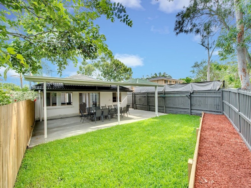 6 Scarlet Pl, Forest Lake QLD 4078