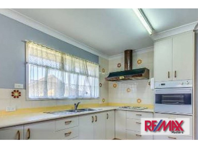 7 Trood Street, Macgregor QLD 4109