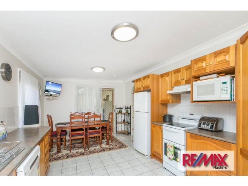 8 Augstein Street, Coopers Plains QLD 4108