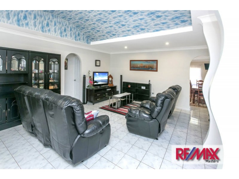 8 Augstein Street, Coopers Plains QLD 4108