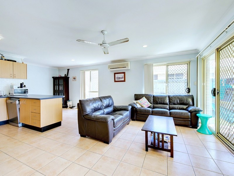 66 Jubilee Ave, Forest Lake QLD 4078