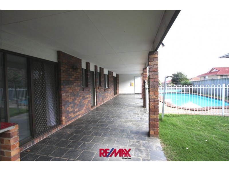 48 Kidd Street, Robertson QLD 4109