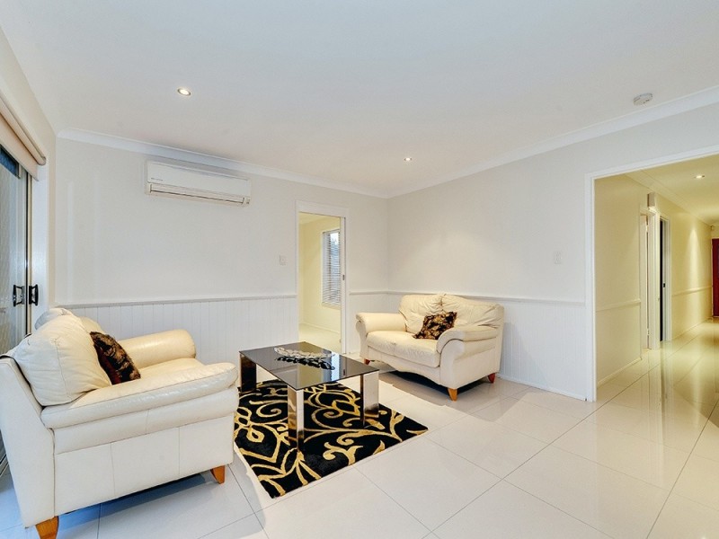 41 Amara Cr, Forest Lake QLD 4078