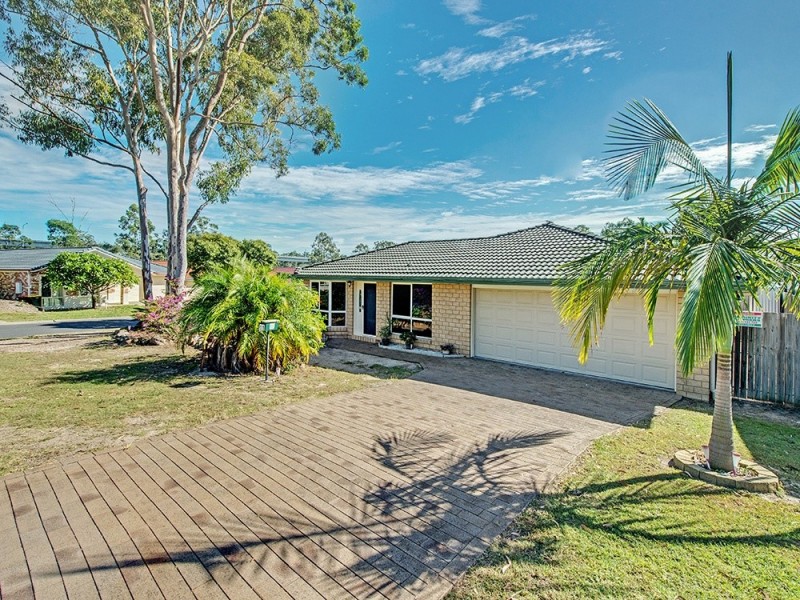 11 Mannix Pl, Forest Lake QLD 4078