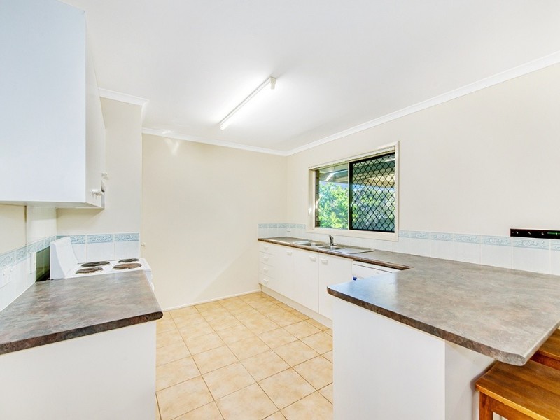 11 Mannix Pl, Forest Lake QLD 4078