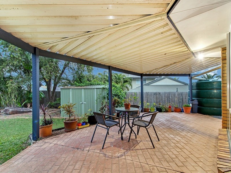 11 Victoria Cl, Forest Lake QLD 4078