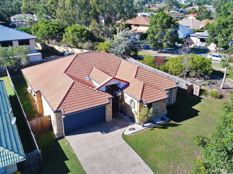 8 Reuben Cl, Forest Lake QLD 4078
