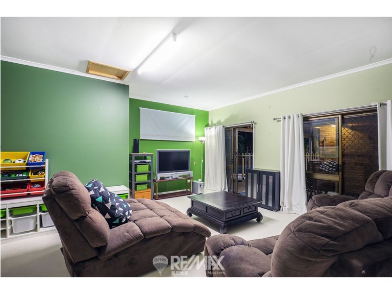 22 Lynelle Street, Sunnybank Hills QLD 4109