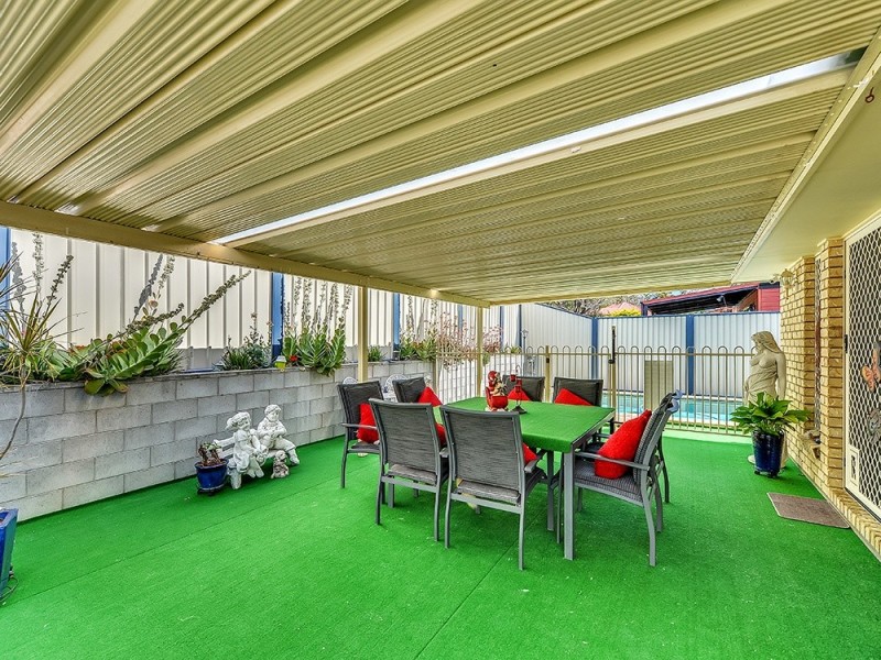 18 Paton Crescent, Forest Lake QLD 4078