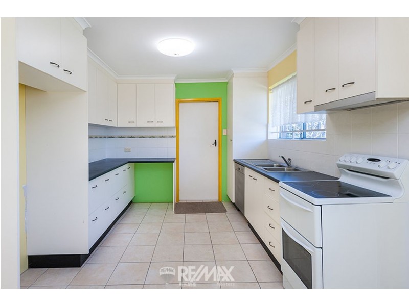 28 Amanda Street, Rochedale South QLD 4123