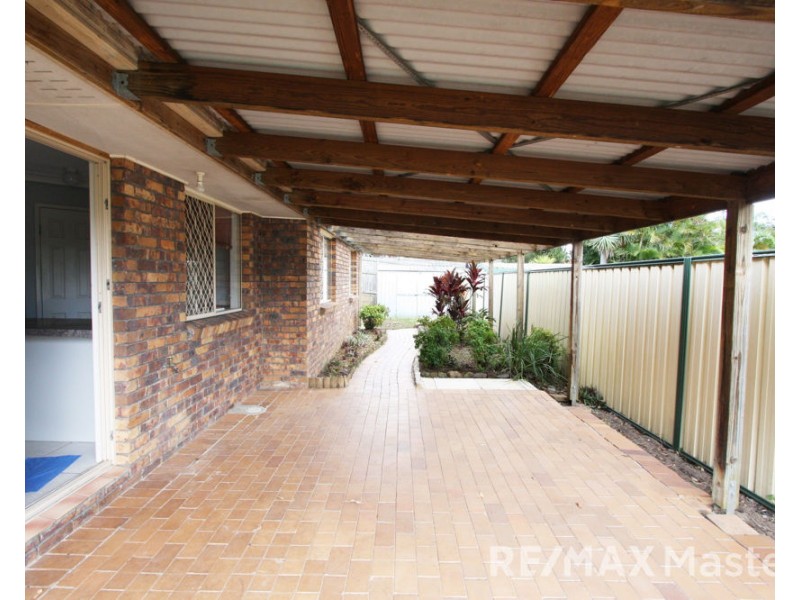 28 Westwood Drive, Hillcrest QLD 4118