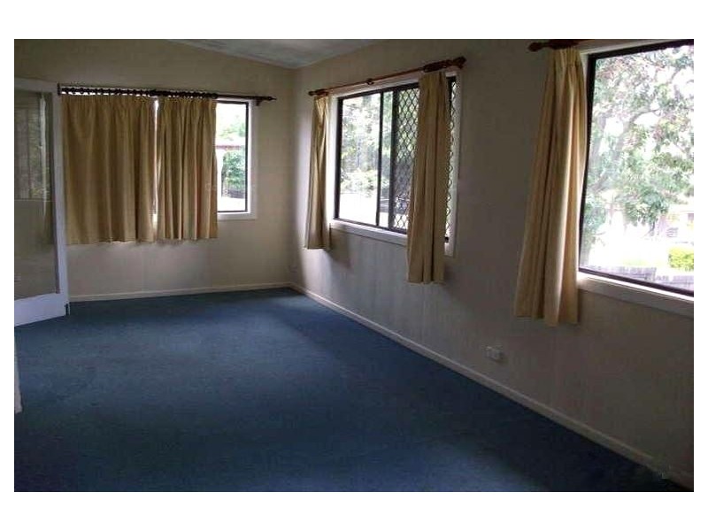 79 Brisbane Rd, Riverview QLD 4303