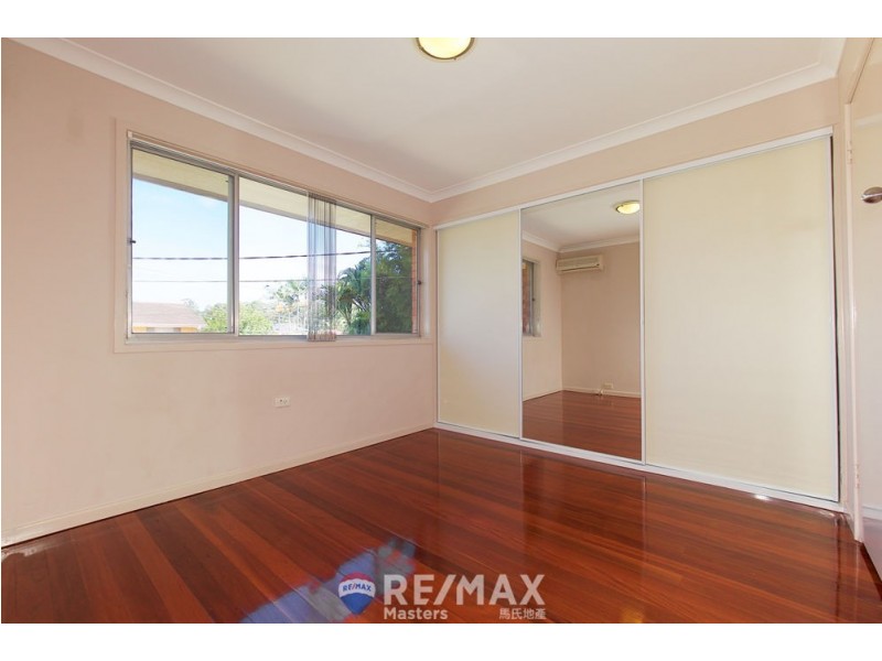 12 Lorrimore Street, Macgregor QLD 4109