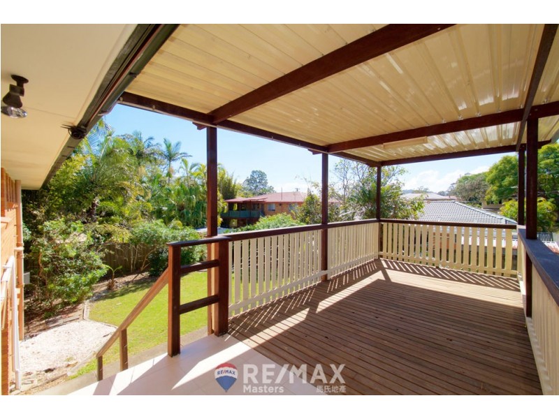 12 Lorrimore Street, Macgregor QLD 4109