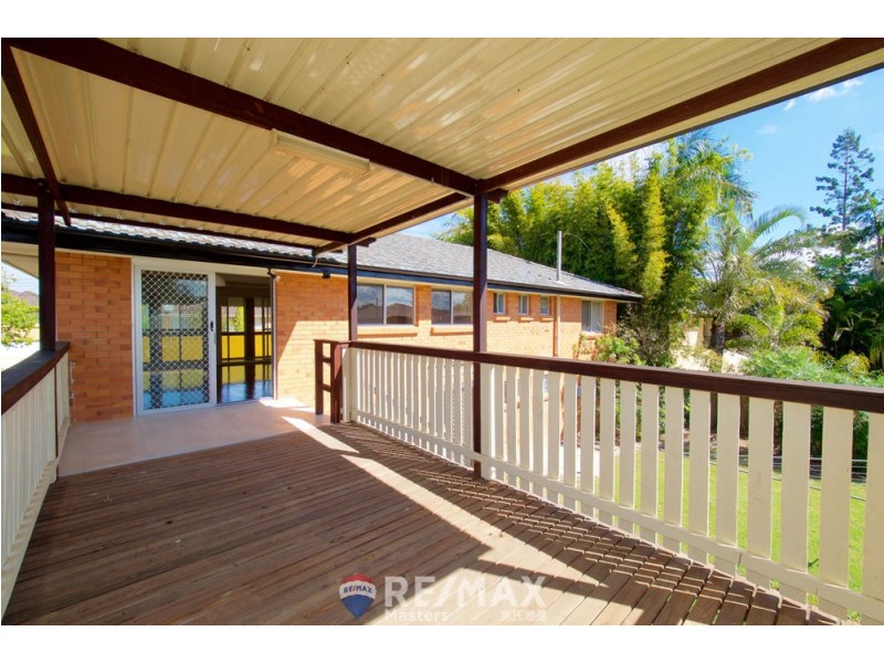 12 Lorrimore Street, Macgregor QLD 4109