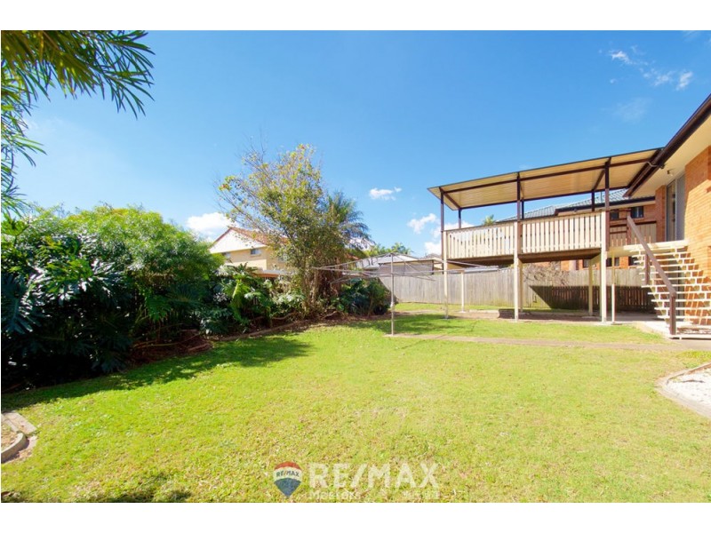 12 Lorrimore Street, Macgregor QLD 4109