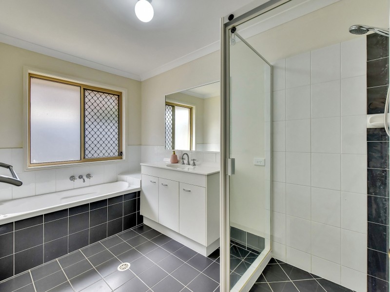 38 Degas St, Forest Lake QLD 4078