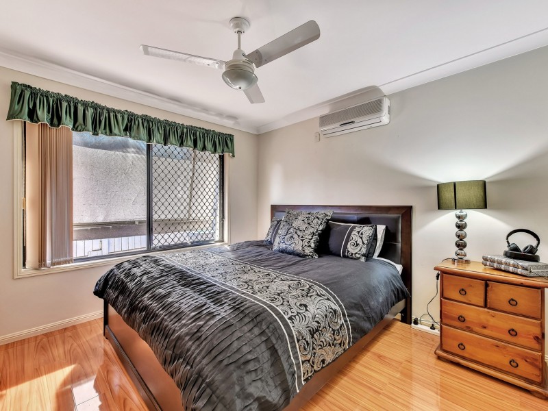 15 Fraser Pl, Forest Lake QLD 4078