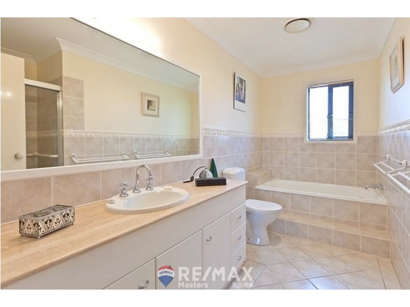 30 Villa Edgewater, 6 Harbour View Court, Raby Bay QLD 4163
