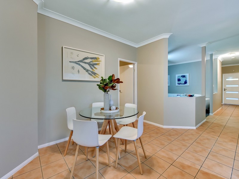 8 Catalina Cct, Forest Lake QLD 4078