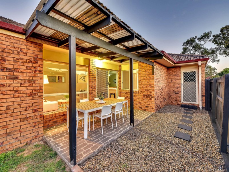 8 Catalina Cct, Forest Lake QLD 4078
