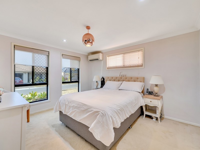 17 Beccaria Pl, Doolandella QLD 4077