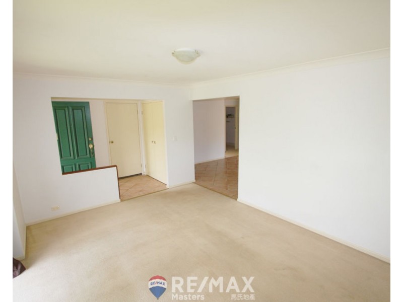 22 Greenlaw Place, Eight Mile Plains QLD 4113