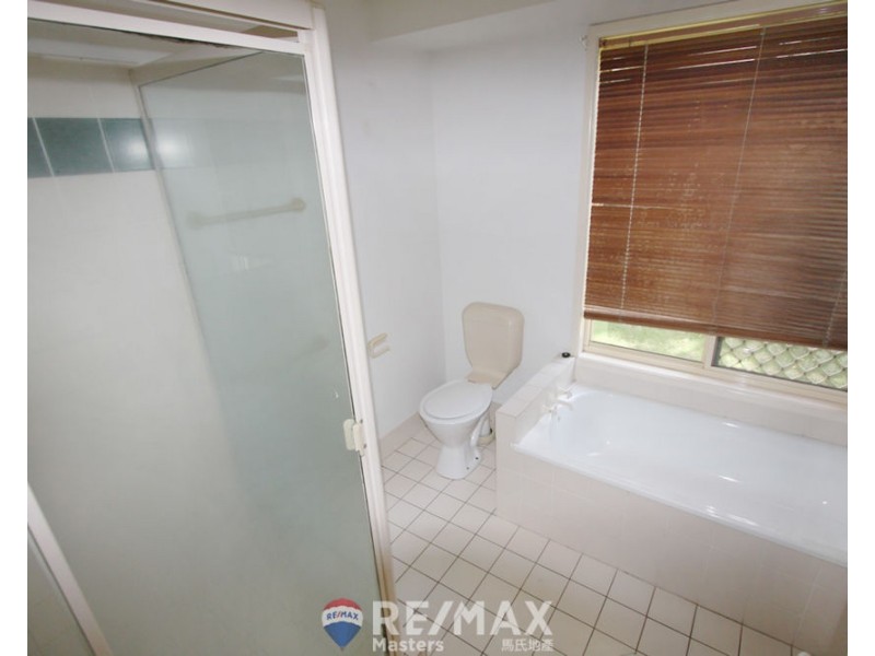 22 Greenlaw Place, Eight Mile Plains QLD 4113