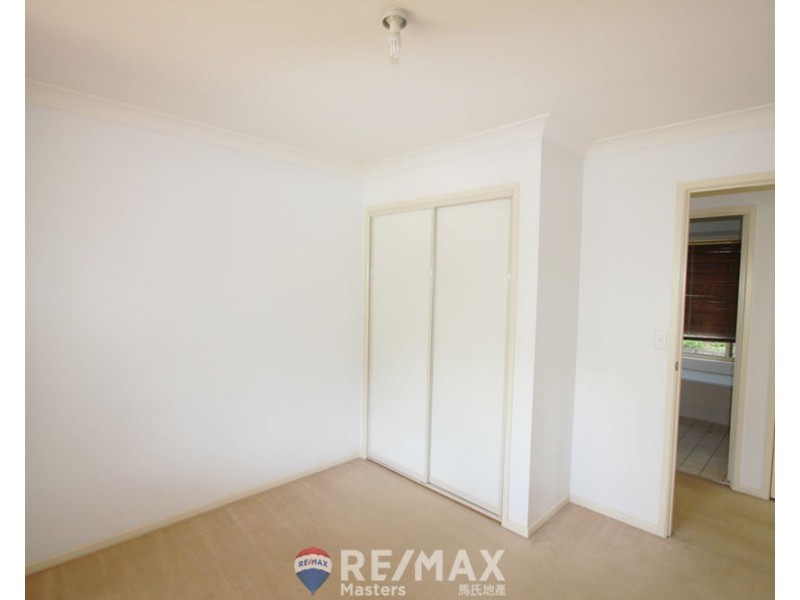 22 Greenlaw Place, Eight Mile Plains QLD 4113