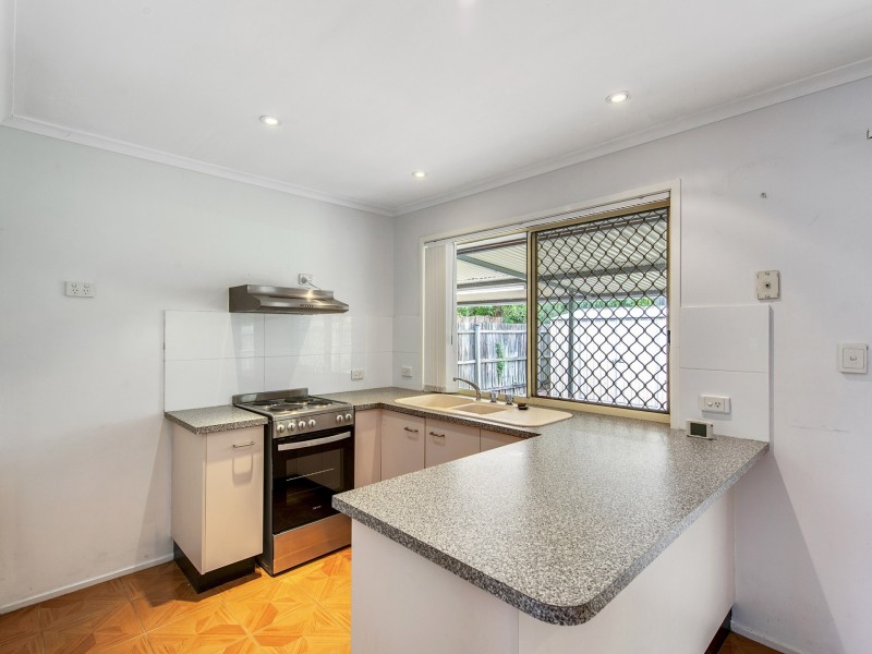 49 Baxter Cr, Forest Lake QLD 4078