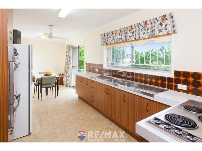 21 Le Grand Street, Macgregor QLD 4109