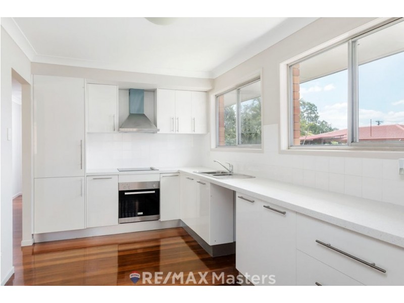 12 Lorrimore Street, Macgregor QLD 4109