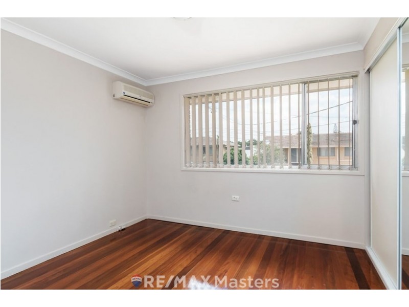 12 Lorrimore Street, Macgregor QLD 4109
