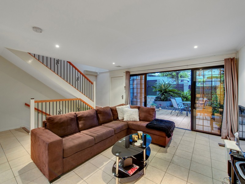 2/41 Woolley St, Taringa QLD 4068