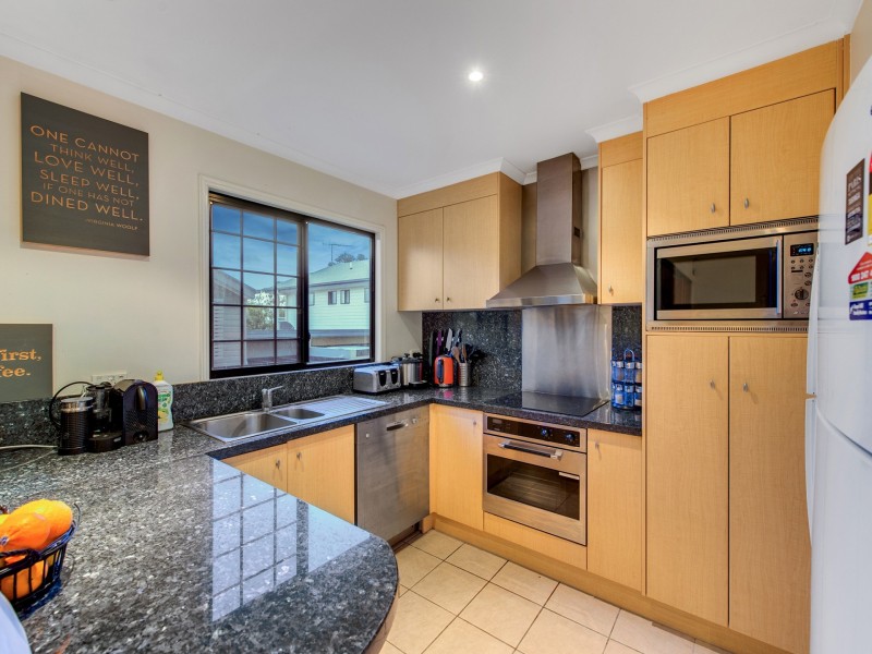 2/41 Woolley St, Taringa QLD 4068