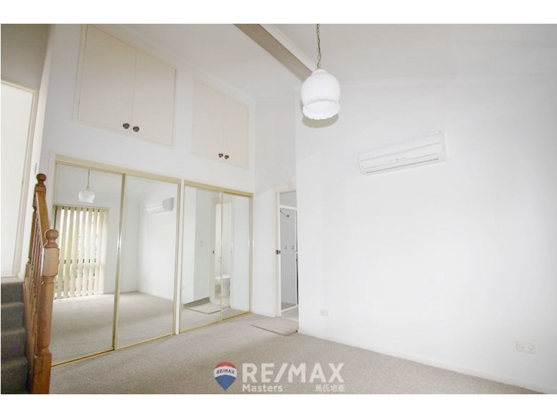 18 Bordeaux Street, Eight Mile Plains QLD 4113