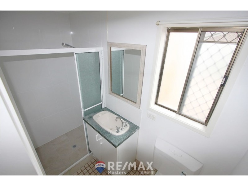 18 Bordeaux Street, Eight Mile Plains QLD 4113