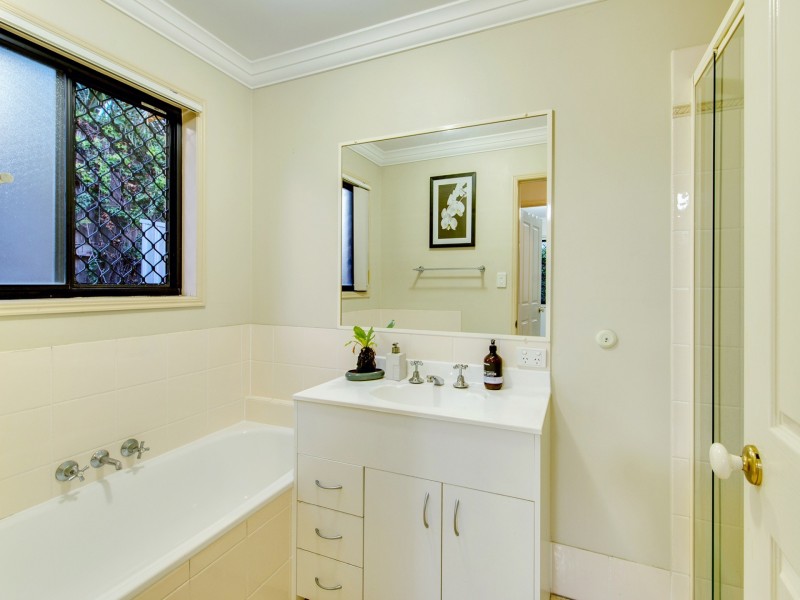 59 Booloumba Cr, Forest Lake QLD 4078