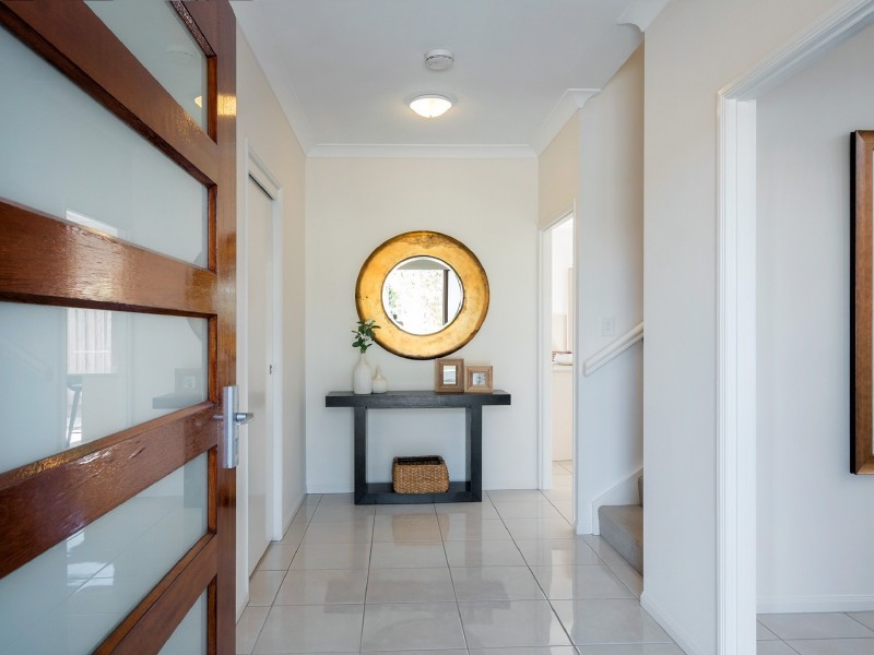 7 Joyce Street, Coopers Plains QLD 4108