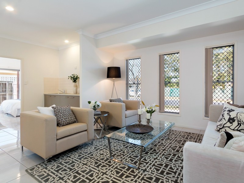 7 Joyce Street, Coopers Plains QLD 4108